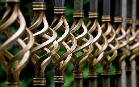Установка металевих парканів